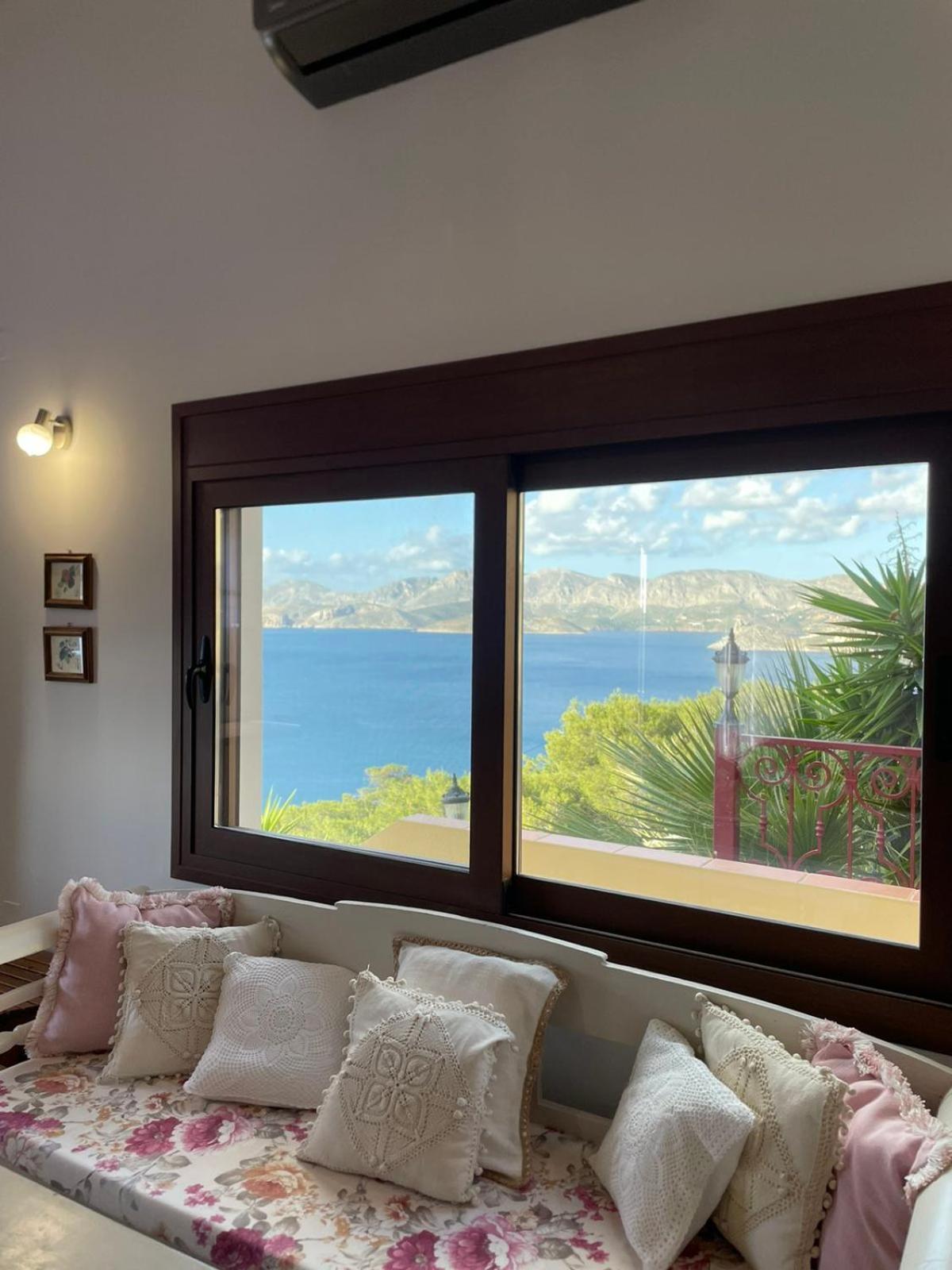 Villa Next To The Sea!! Myrties المظهر الخارجي الصورة